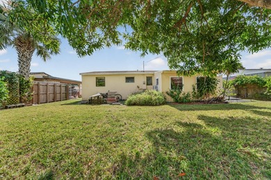 Located in the established 33409 corridor of West Palm Beach - photo 4