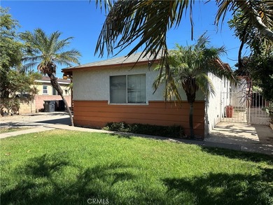 Unlock incredible potential with this classic Santa Ana property - photo 3