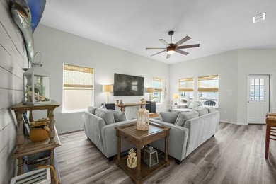 Discover relaxed coastal living at Ocean Reef Cottages in - photo 19