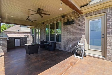 Welcome to refined living in Shadow Valley! This beautifully - photo 31