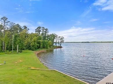 It is my pleasure to present this unparalleled, sprawling Lake - photo 14