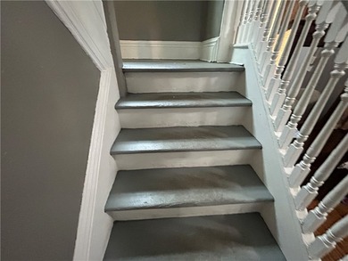 Spacious 4 bedroom Colonial! Currently rented at $1,512 per - photo 16