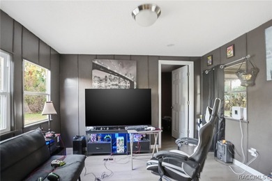INCOME PRODUCING PROPERTY. TOTAL OF 5 SEPERATE HOUSES!!! House 2 - photo 3
