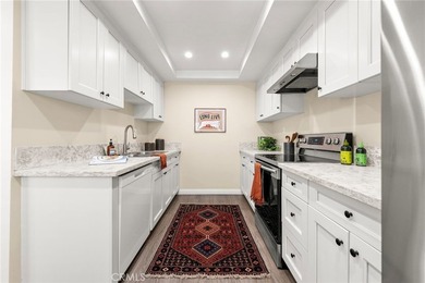 Welcome to 1028 Palo Verde Avenue, a stylish townhome in Bixby - photo 12