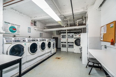 Commuters Dream!! Step into this spacious sun-drenched 1-bedroom - photo 14