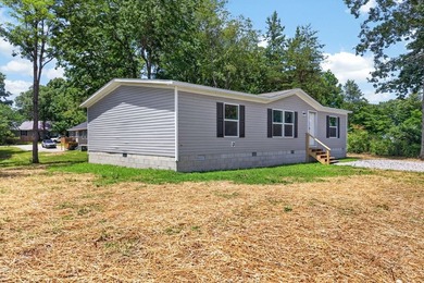 Enjoy lake privileges for fishing, kayaking, boating that are - photo 15