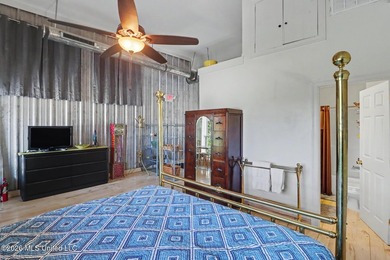 Rare opportunity to own a 1,734 SqFt mixed-use commercial - photo 17