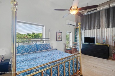 Rare opportunity to own a 1,734 SqFt mixed-use commercial - photo 19