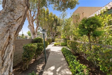 Welcome to 1028 Palo Verde Avenue, a stylish townhome in Bixby - photo 35