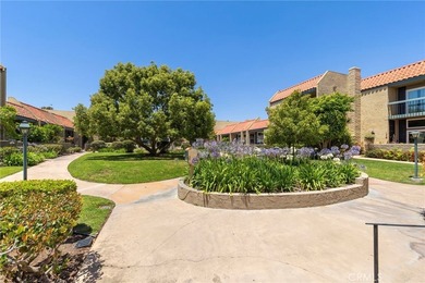 Welcome to 1028 Palo Verde Avenue, a stylish townhome in Bixby - photo 38