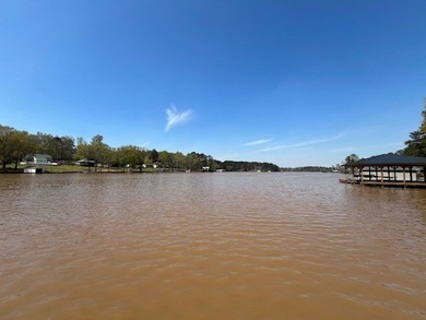 Big open water front home on Lake Sinclair! Located on the - photo 6