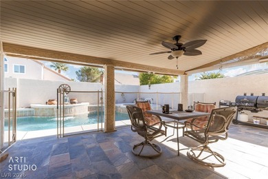 1 story pool home with 4 bedrooms and a 3 car garage!  Pool/spa