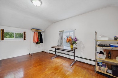 Great location in the heart of Brighton with highly sought-after - photo 26