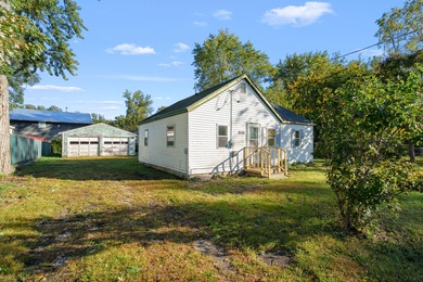 Kalamazoo River Home For Sale in Kalamazoo Michigan