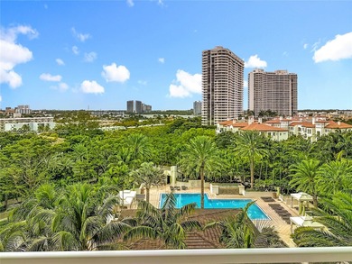 Gorgeous 2 Bedroom + Den (can be enclosed as a 3rd bedroom) / 2