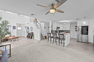 Location is SO good that this has been a one owner home since - photo 6