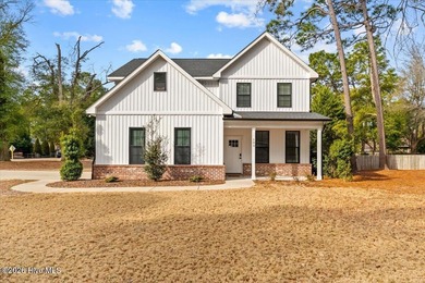 Horse Creek Lake Home For Sale in Pinehurst North Carolina