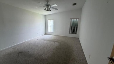 Welcome to the Savanna Club in Port St. Lucie. This unique - photo 8
