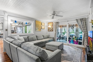Beautifully Maintained Stony Brook Home in the Desirable P - photo 20
