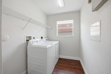 Beautifully maintained and freshly painted Jacaranda model - photo 28