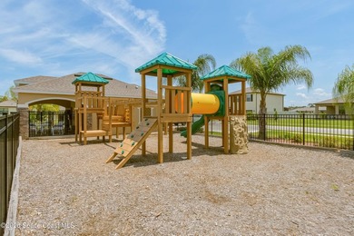 Welcome home to this beautifully upgraded 3BR/2BA residence - photo 36
