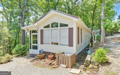 Lake Hartwell Home For Sale in Hartwell Georgia