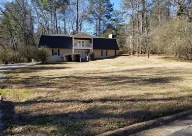 Lake Home For Sale in Lithonia, Georgia
