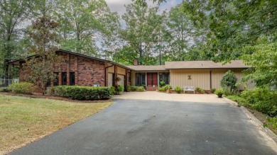 Lake Home Sale Pending in Northport, Alabama