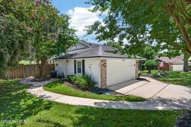 Welcome to this beautifully updated 2-bedroom, 2-bath home with - photo 3