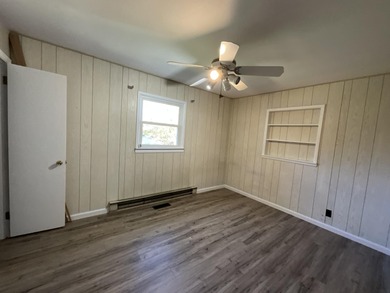 Discover the convenience and opportunity this spacious Somerset