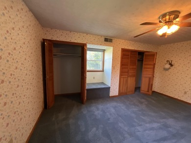 Discover the convenience and opportunity this spacious Somerset