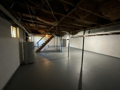 Discover the convenience and opportunity this spacious Somerset