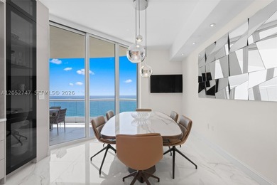 A beautifully renovated residence at the prestigious Turnberry - photo 7