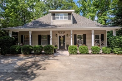 Lake Home For Sale in Sparta, Georgia