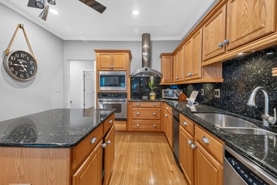 INCREDIBLE OPPORTUNITY FOR THIS ONE OF A KIND ONE STORY HOME - photo 17