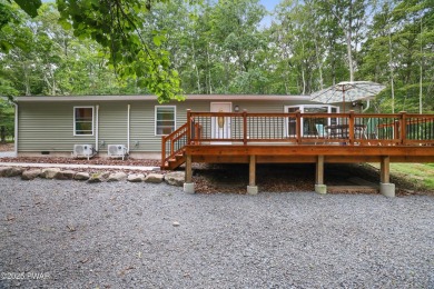 Lake Home For Sale in Hawley, Pennsylvania