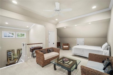 Welcome to 113 Oak Avenue, located in Fairhope's sought-after - photo 35