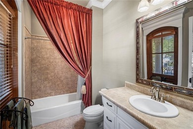 Welcome to 113 Oak Avenue, located in Fairhope's sought-after - photo 38