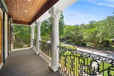 Welcome to 113 Oak Avenue, located in Fairhope's sought-after - photo 41
