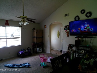 Investment or owner occupied, corner lot, 3bdrm 2bath home with - photo 3