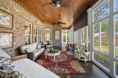 Welcome to 113 Oak Avenue, located in Fairhope's sought-after - photo 46