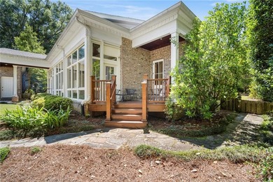 Welcome to 113 Oak Avenue, located in Fairhope's sought-after - photo 53