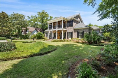 Welcome to 113 Oak Avenue, located in Fairhope's sought-after - photo 57