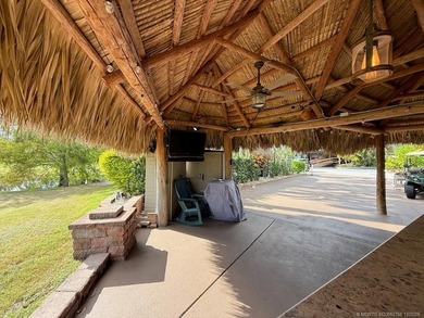 Experience the ultimate in resort living with this oversized 2 - photo 10