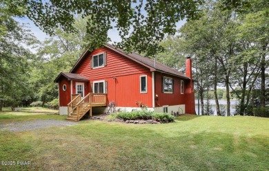 Lake Home For Sale in Canadensis, Pennsylvania