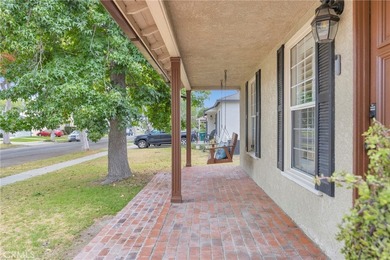 Welcome home to this charming 3-bedroom, 2-bath Artcraft Manor - photo 8