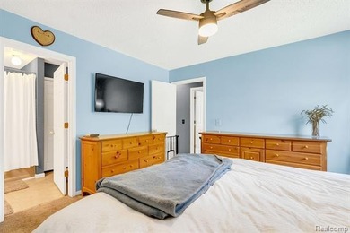 *HIGHEST AND BEST DUE* DUE BY MONDAY MAY 26TH 2025 5:00PM - photo 19