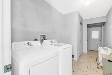 *HIGHEST AND BEST DUE* DUE BY MONDAY MAY 26TH 2025 5:00PM - photo 28