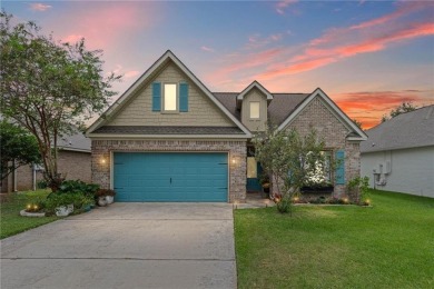 (private lake, pond, creek) Home For Sale in Daphne Alabama