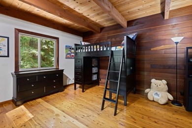 A private road and paved, circular driveway lead to this custom - photo 10